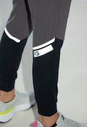 JOGGER RS ROPA T21WJ4